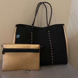 Chucka Neoprene Black/Gold Tote